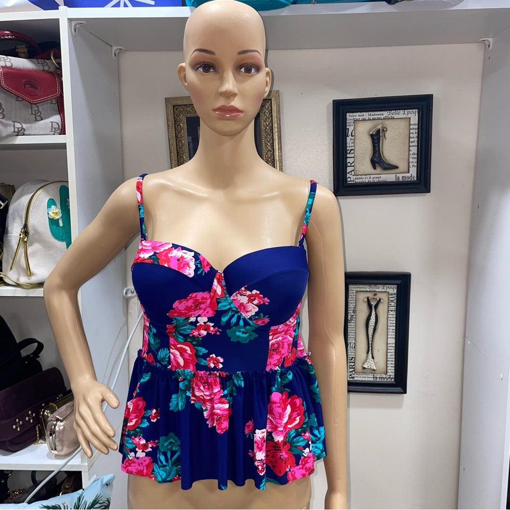Unique & Classic NWT! Blue/Pink Floral Print Ruffle Tankini Size 2XL